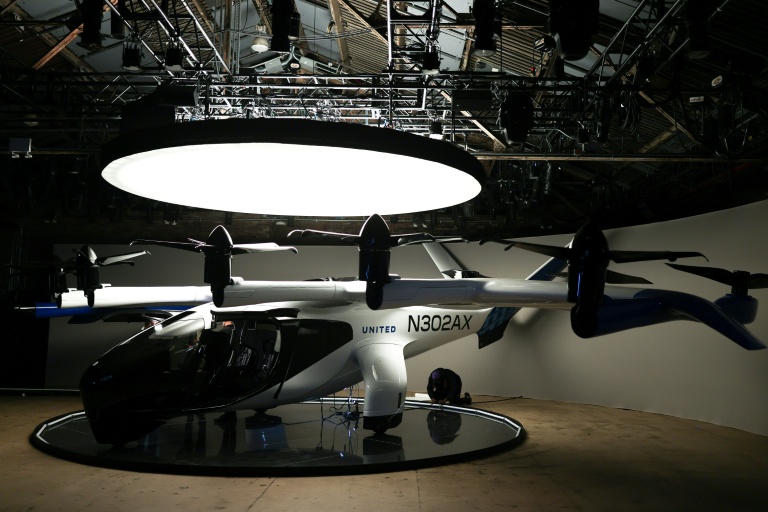 Boeing to divest tech ventures for stake in air-taxi startup