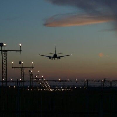 U.S. Seeks $30 Billion Aviation Overhaul After Major Failures Expose Aging Air Traffic System
